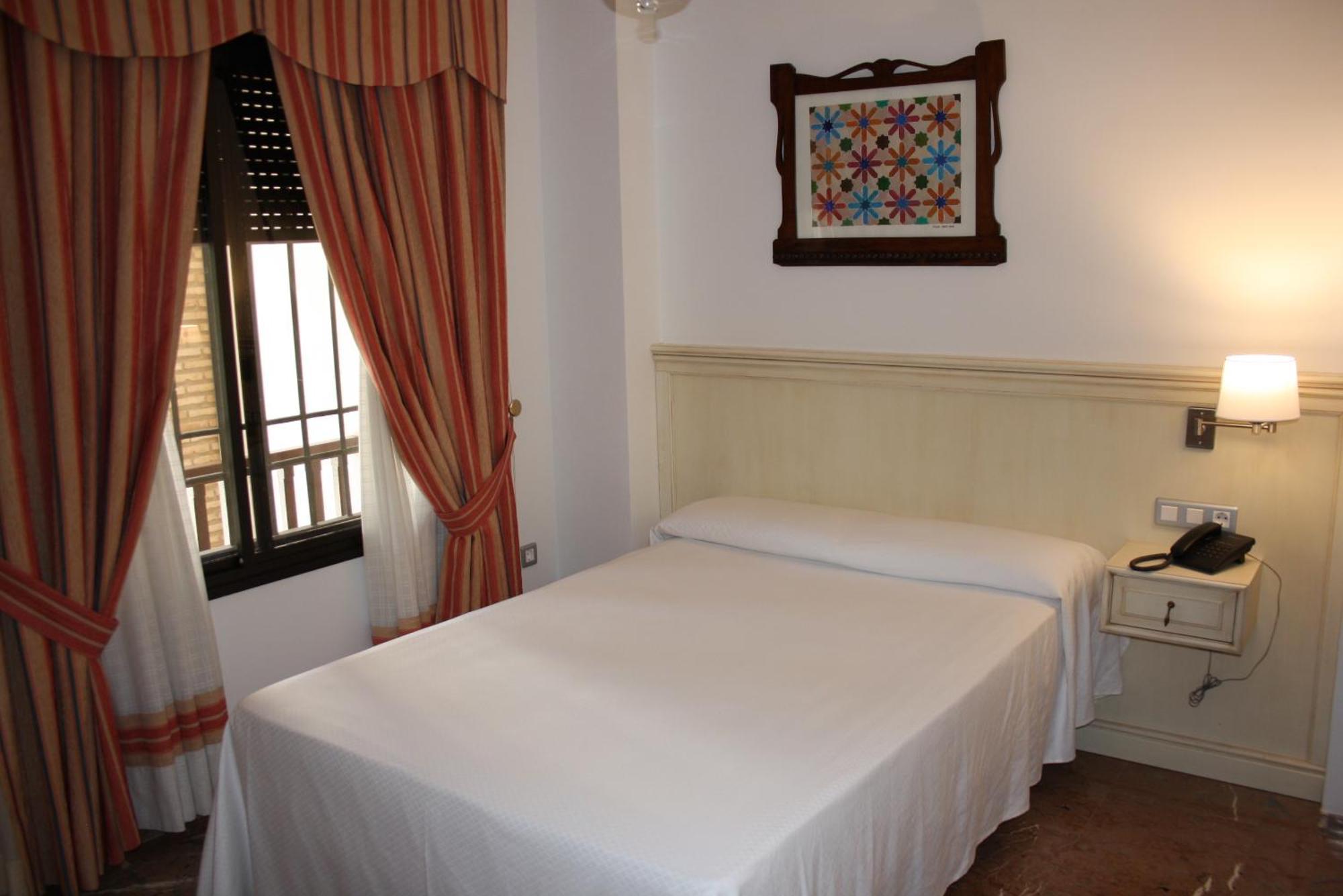 Hotel Riad Arruzafa Cordoba Room photo